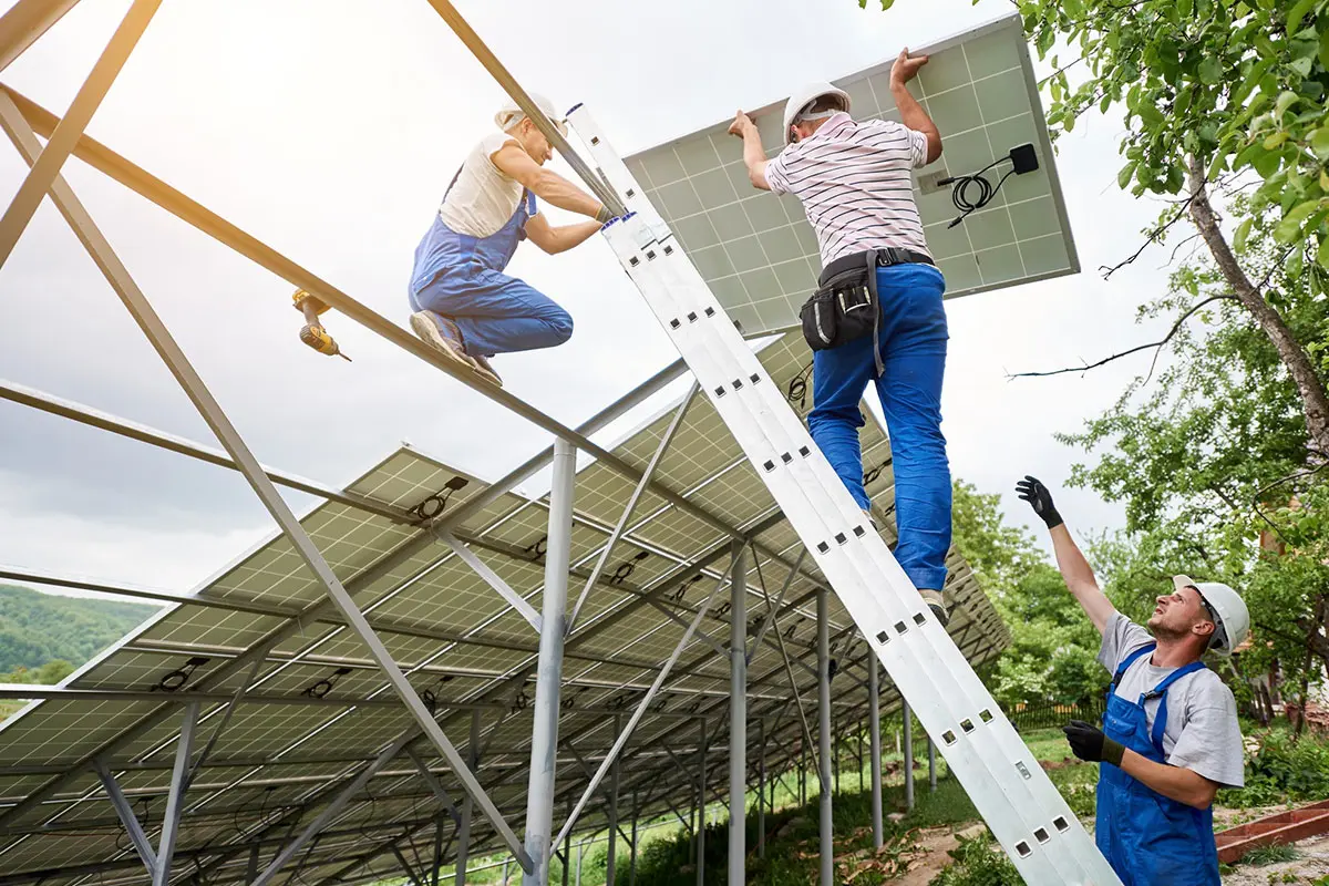 Alüminyum Solar Montaj Profillerinde Anodizasyon ve Toz Boya